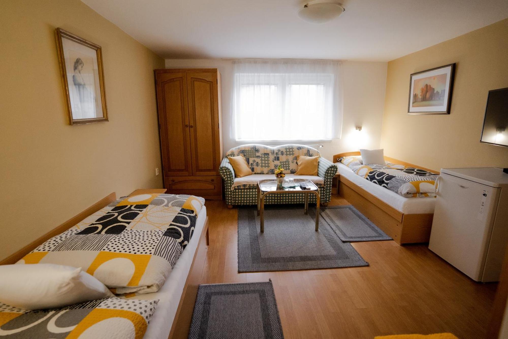 Penzion Harmonia Liptovský Mikuláš Exterior foto
