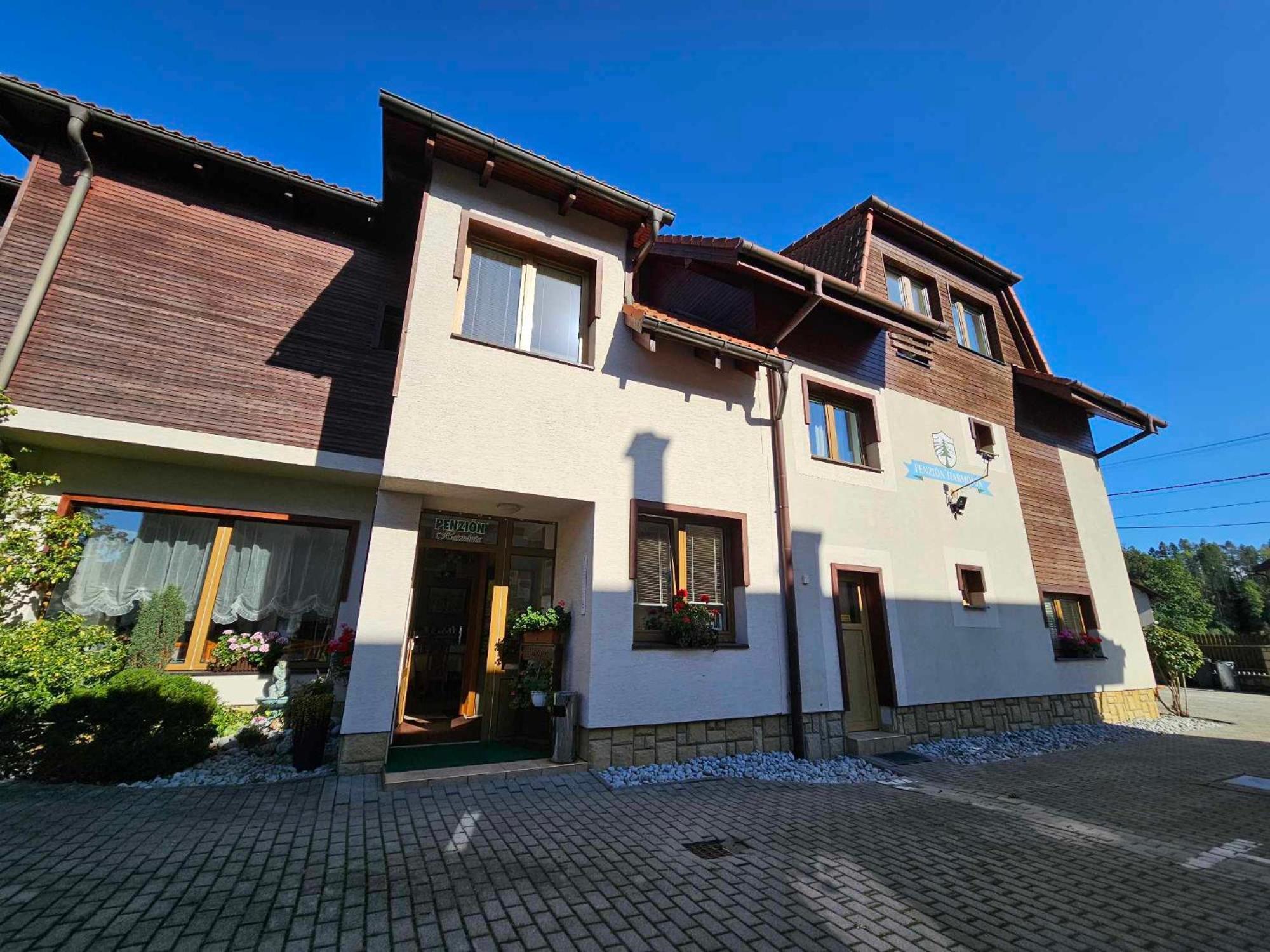 Penzion Harmonia Liptovský Mikuláš Exterior foto